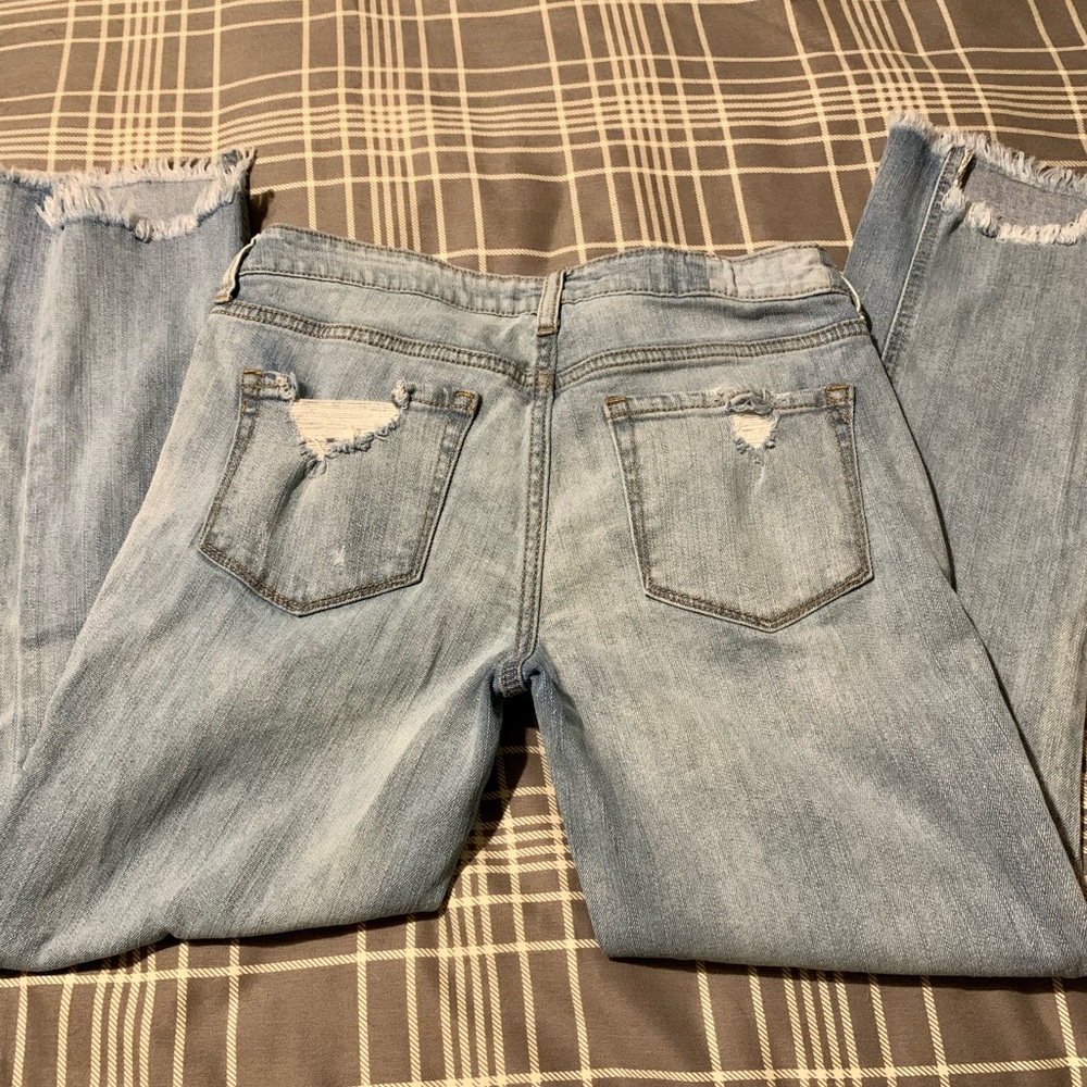 Women Aeropostale Ankle stretch jeans size 2